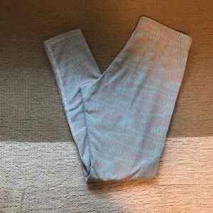 Nike patterned leggings